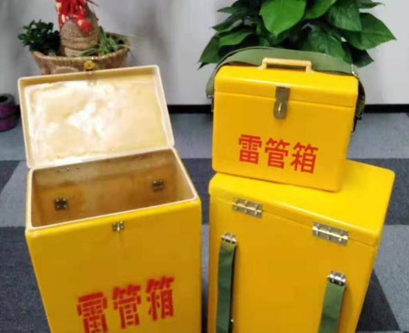 和林格尔玻璃钢雷管箱有哪些特点